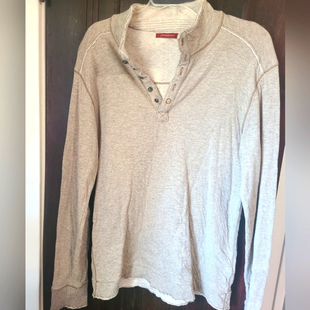 Mens long sleeved shirt